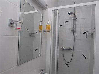 Bed and Breakfast Anchor House Дартмут Екстер'єр фото